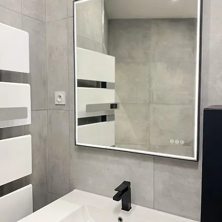 Cocoon Bleu - 4 People - 5 Min From Paris - Parking Apartmán